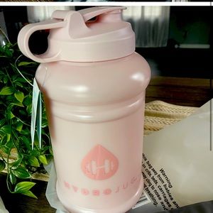 Sand pink hydrojug